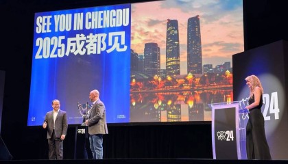 JDG vs DK：团队配合制胜，大龙高地推进锁定胜局